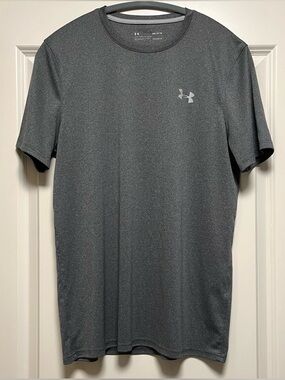 EUC Under Armour Mens UA Heatgear Loose Gym Running Fitness Tee Heather Gray M